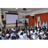 Festejos por el Día de la Bandera con los niños de Jardín